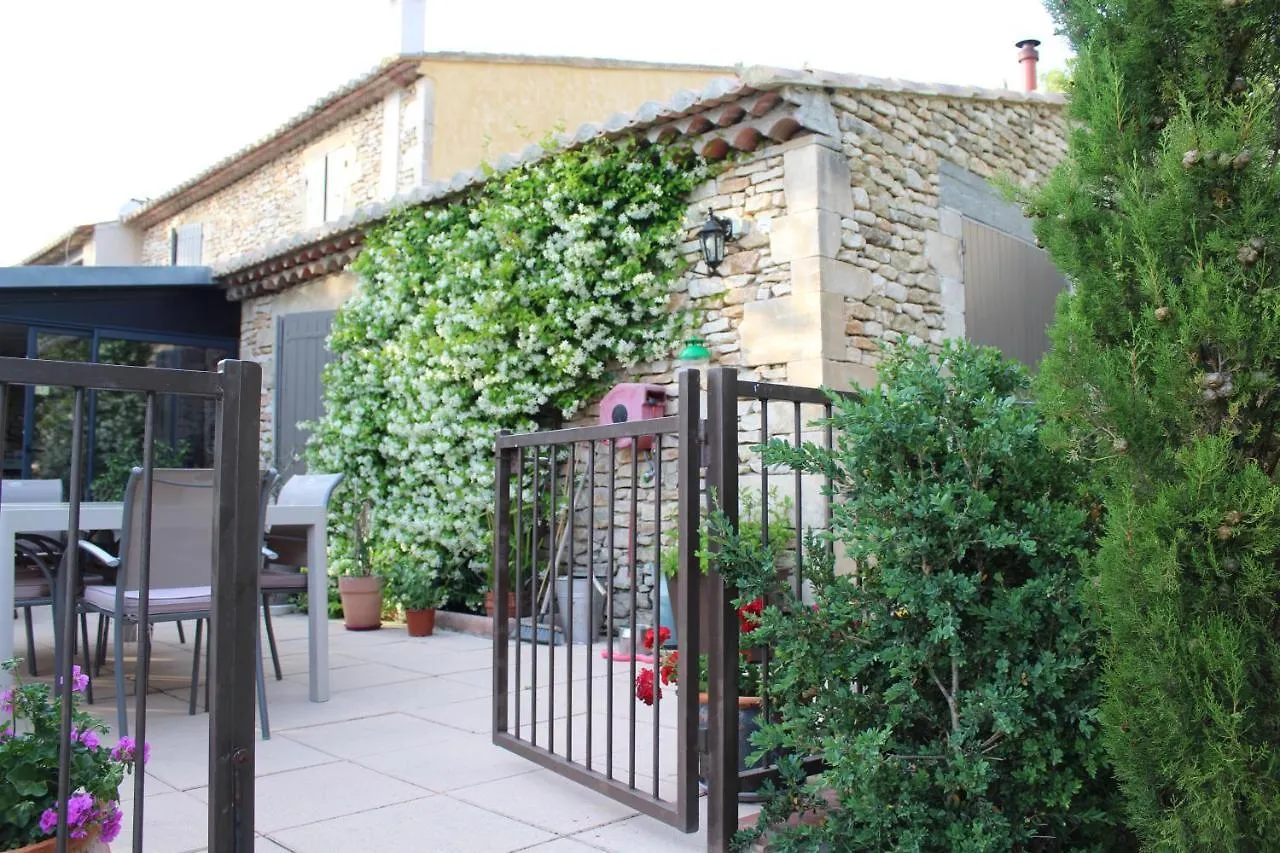Mas Auroma Bed & Breakfast Murs