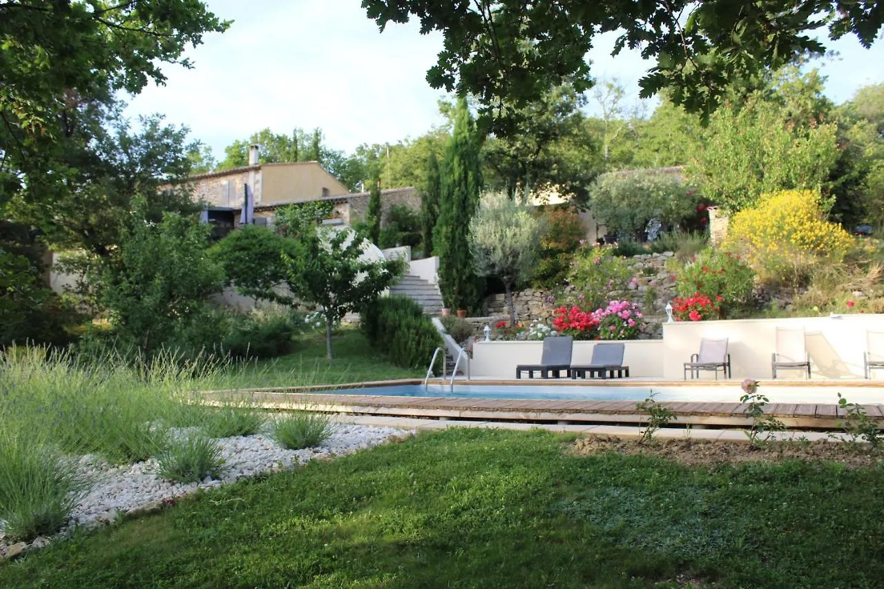 Mas Auroma Bed & Breakfast Murs