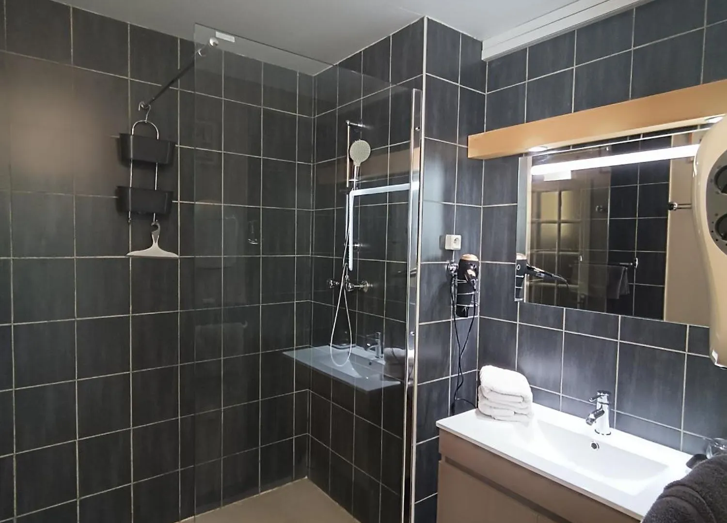 Mas Auroma Bed & Breakfast Murs