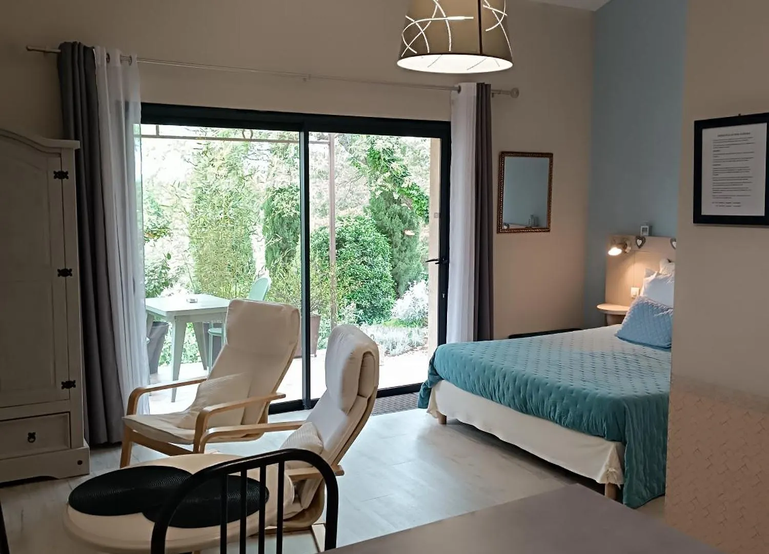 Mas Auroma Bed & Breakfast Murs  France