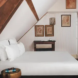 Madeleine De Senlis Hotel Paris